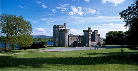 CULTRA cASTLE